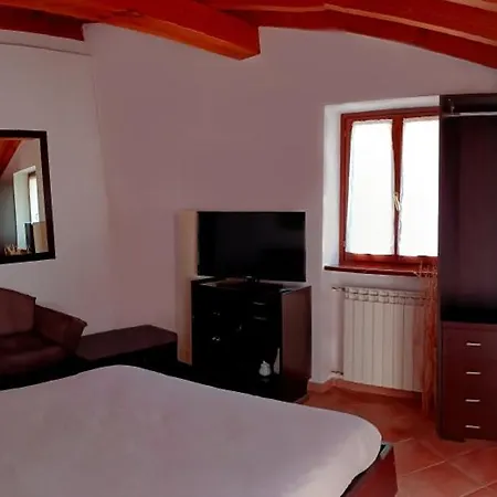 La Casa Sulla Roccia בית הארחה 3*