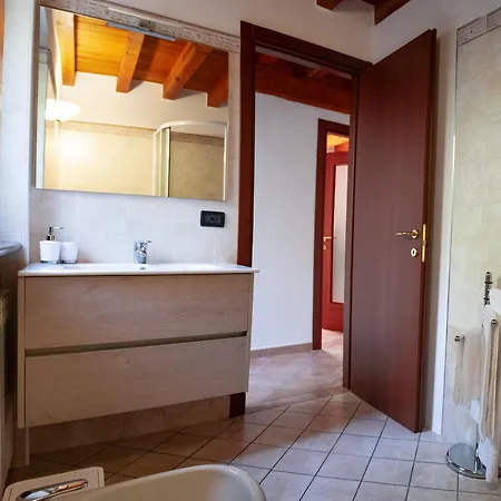 La Casa Sulla Roccia בית הארחה 3*